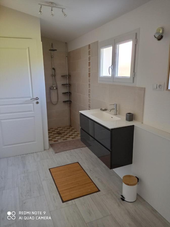 Agreable Appartement Au Calme Villeneuve  Eksteriør bilde